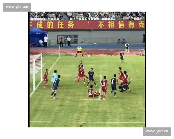 苏超第五轮变天:黑马崛起与保级泥潭;第六轮再掀波澜,积分榜格局重塑